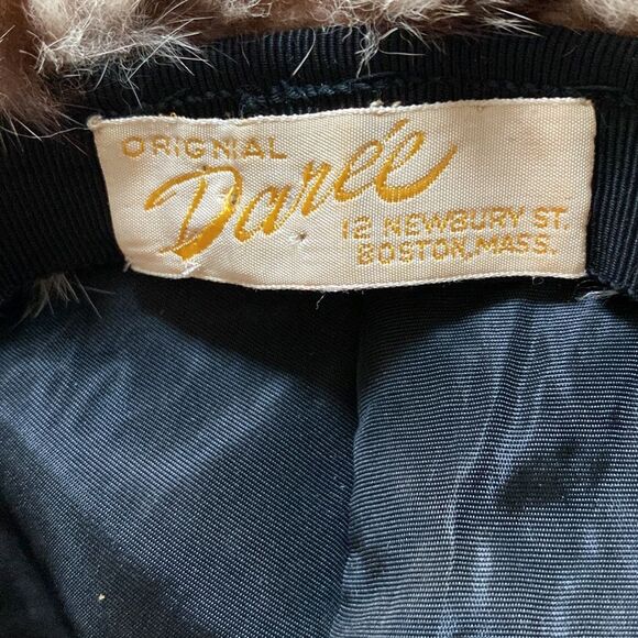Vintage handmade fur hat by Daree.  60s/70s - Picture 3 of 6